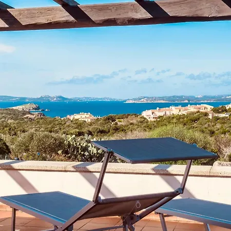 Swimming Pool - Sea View * بورتو كيرفو